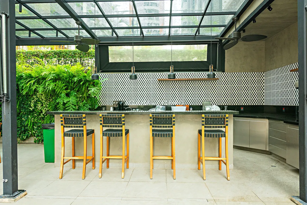 Apartamento amplo a venda em Moema – 16658