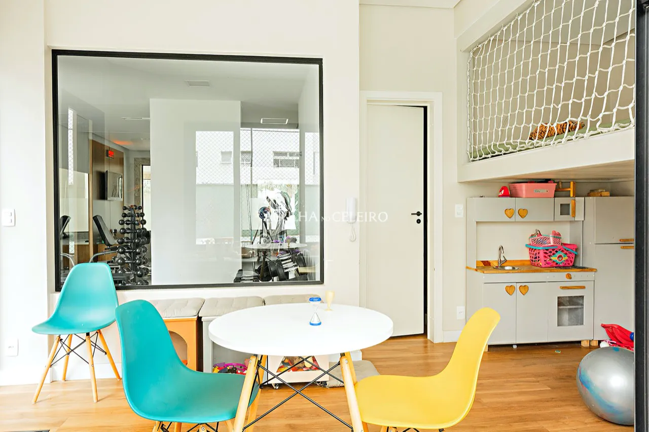 Apartamento amplo a venda em Moema – 16658