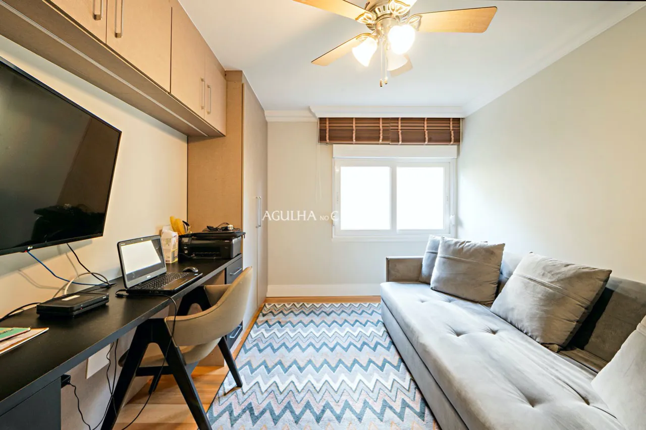 Apartamento reformado em Moema Pássaros, fora da rota de aviões – 16781