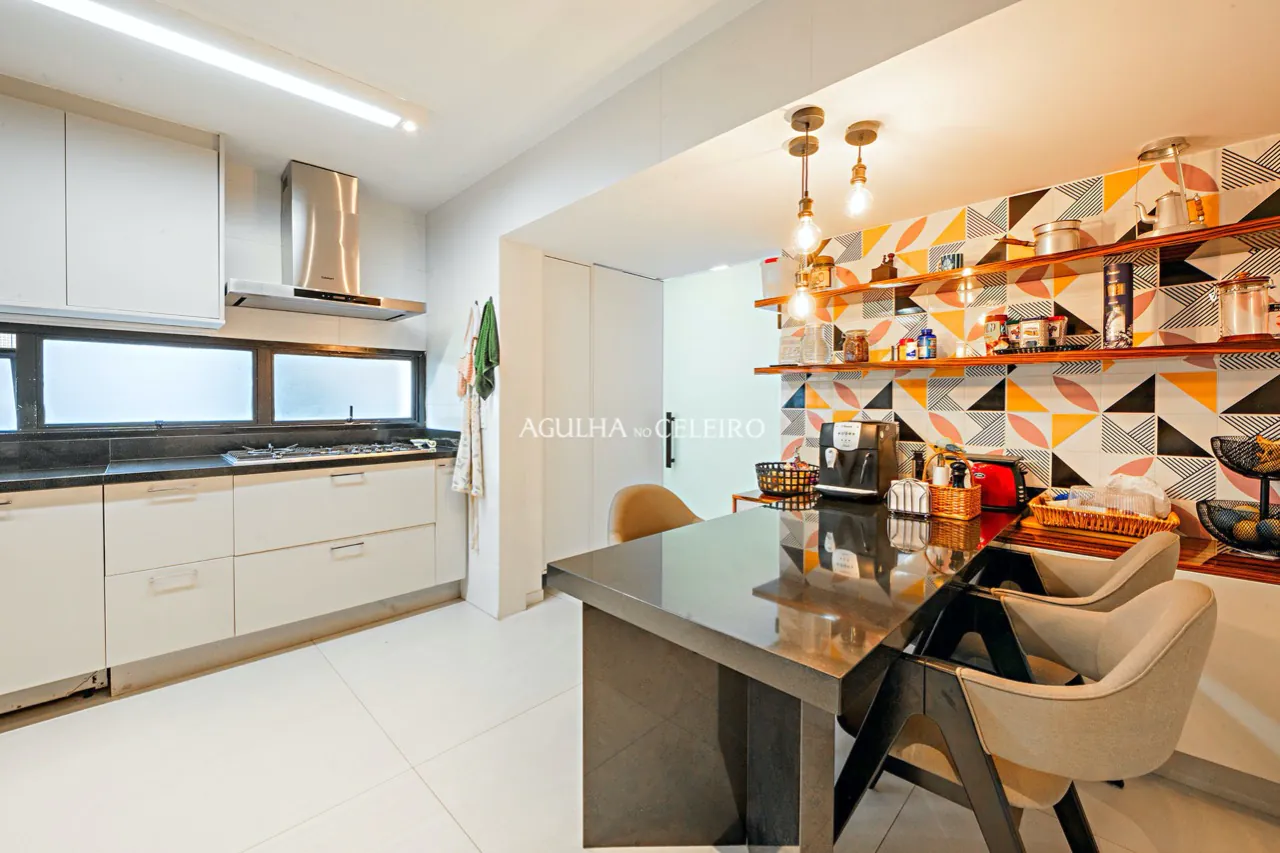 Apartamento reformado em Moema Pássaros, fora da rota de aviões – 16781