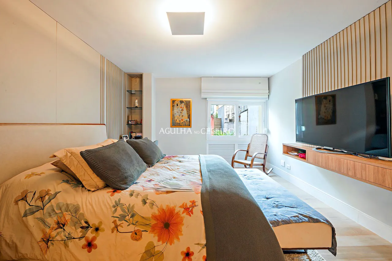 Apartamento reformado em Moema Pássaros, fora da rota de aviões – 16781