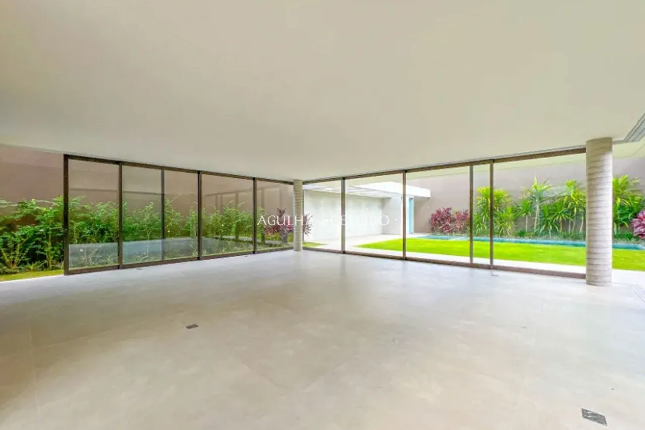 Casa maravilhosa, com piscina à venda em Alto de Pinheiros – 16806