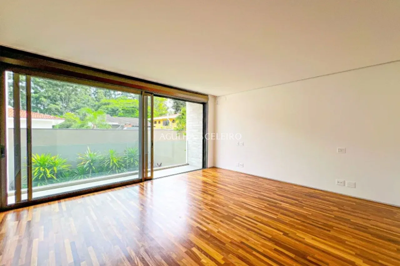 Casa maravilhosa, com piscina à venda em Alto de Pinheiros – 16806