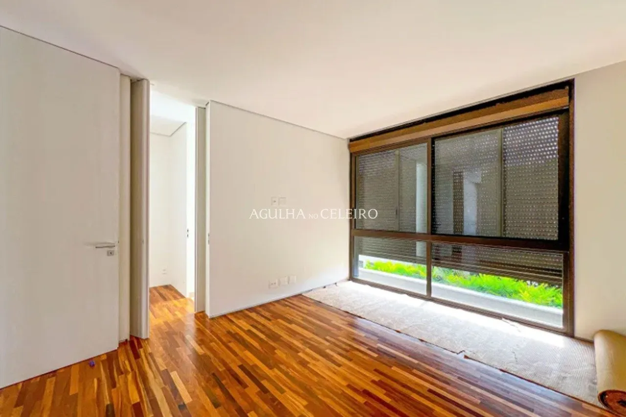 Casa maravilhosa, com piscina à venda em Alto de Pinheiros – 16806