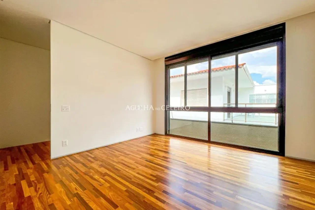 Casa maravilhosa, com piscina à venda em Alto de Pinheiros – 16806