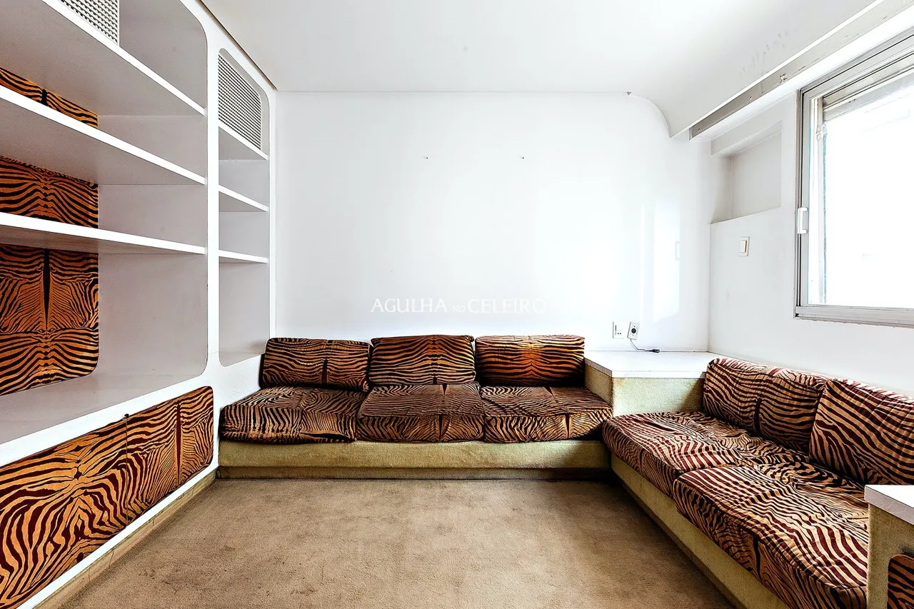 Apartamento espaçoso para personalizar à venda no Jardim América – 16828