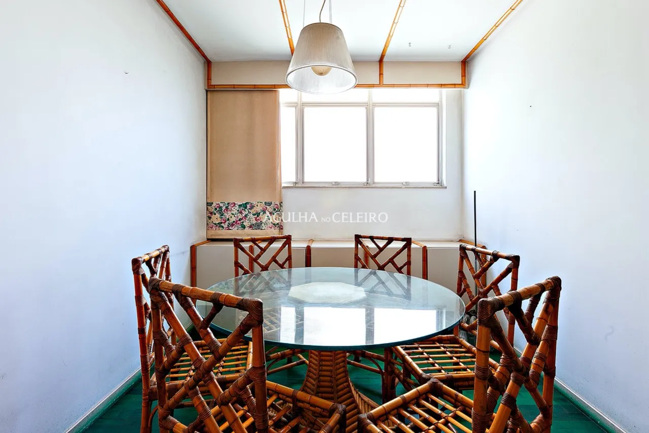 Apartamento espaçoso para personalizar à venda no Jardim América – 16828