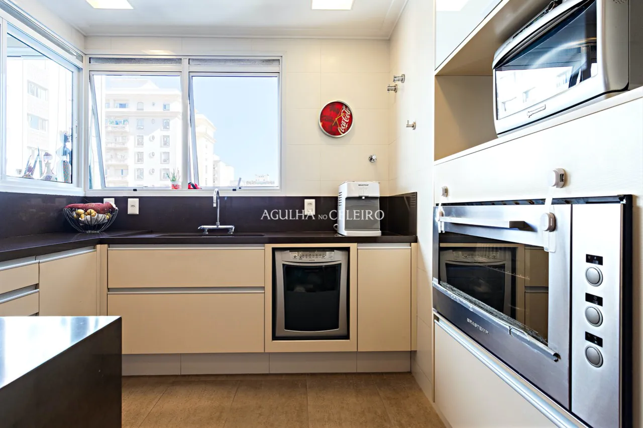 Apartamento com varanda gourmet e em prédio com lazer no Jardim Paulista. – 9737