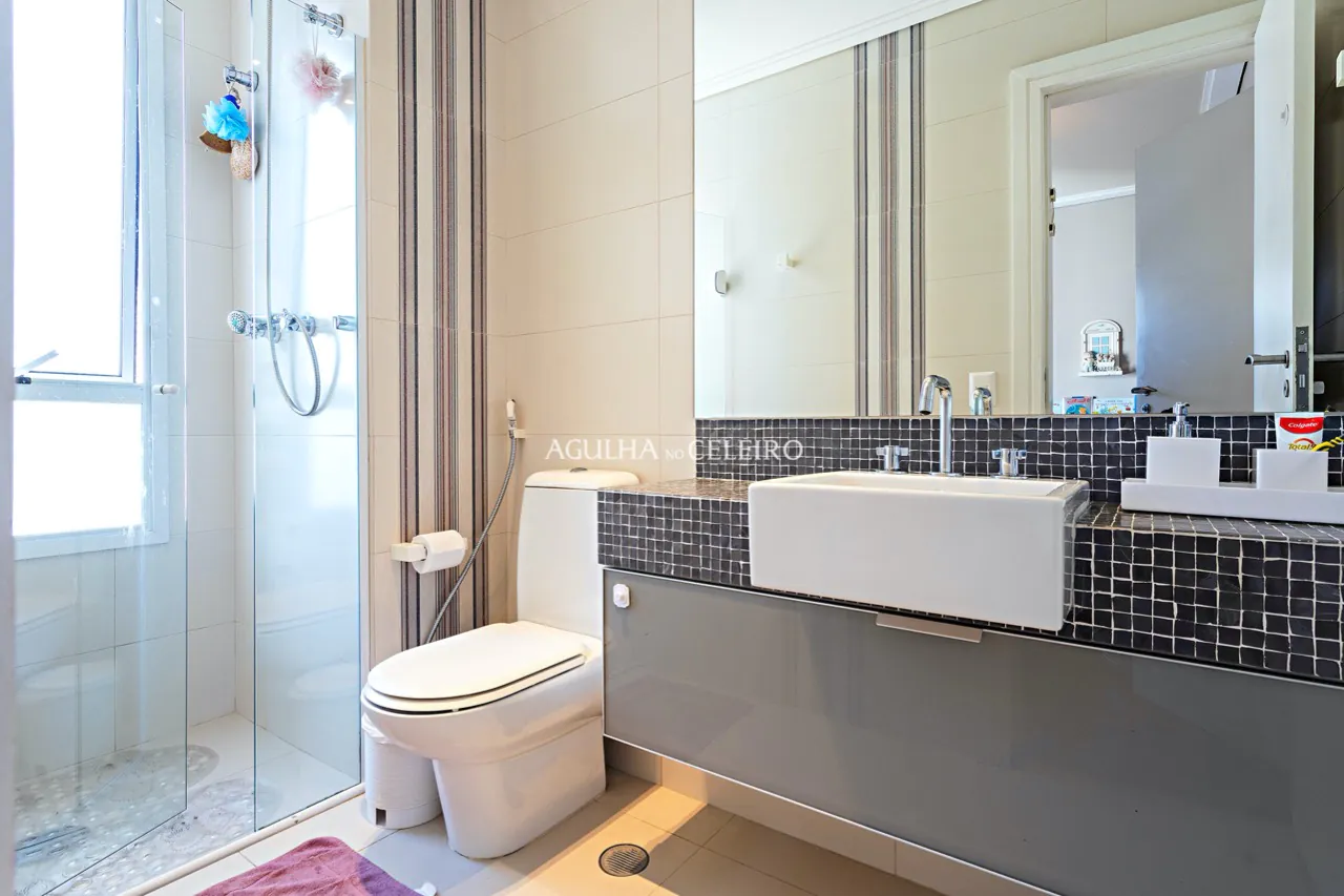 Apartamento com varanda gourmet e em prédio com lazer no Jardim Paulista. – 9737