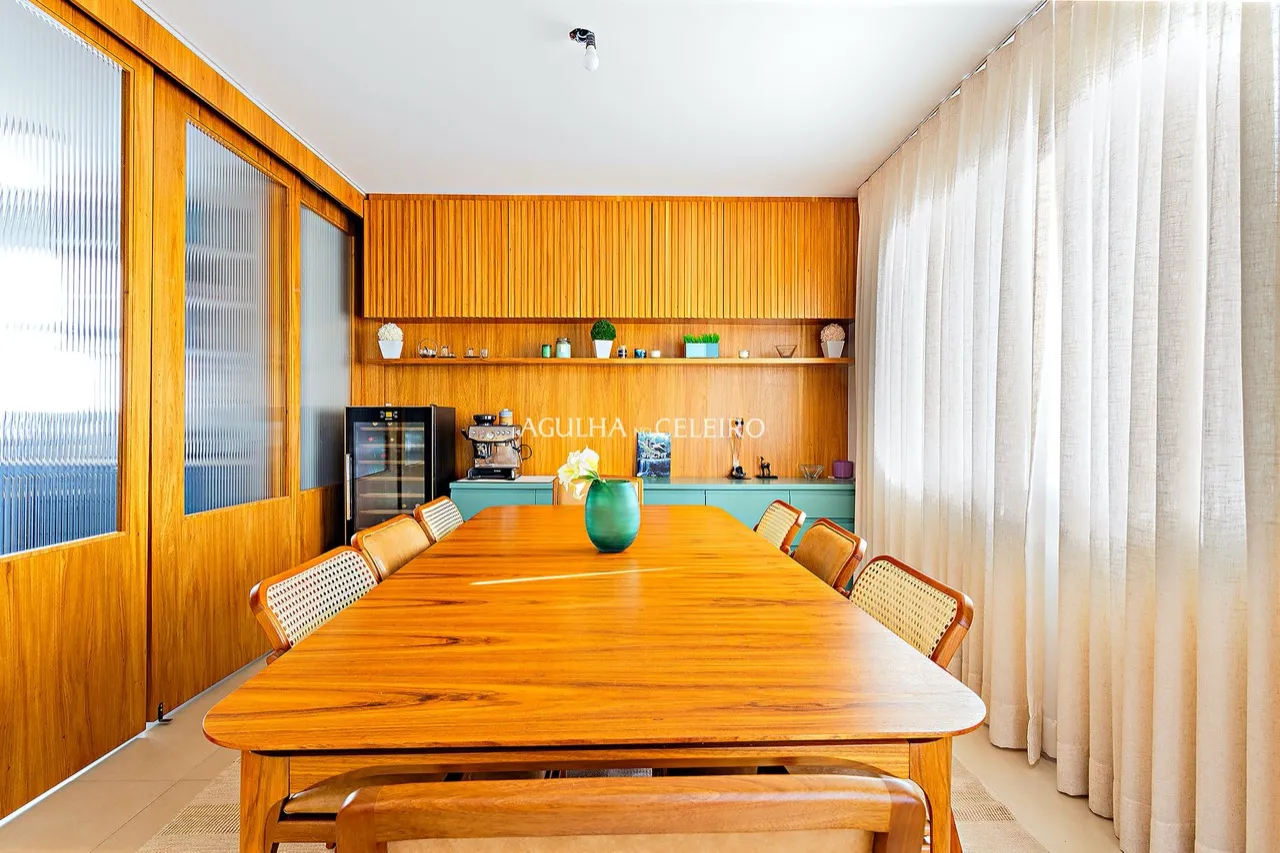 Apartamento reformado à venda no miolo do Itaim. – AP5737