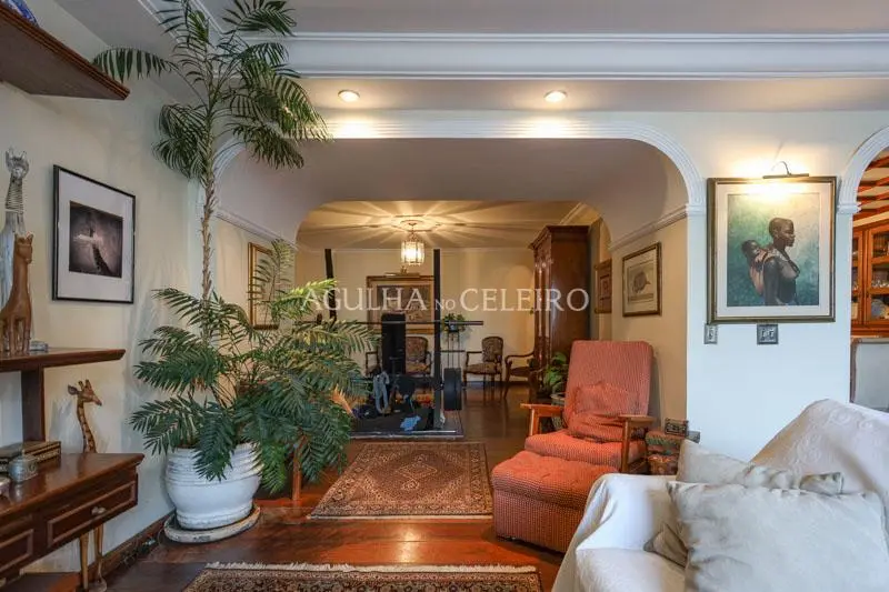 Venda/Itaim: Muitas Possibilidades! – AP6048