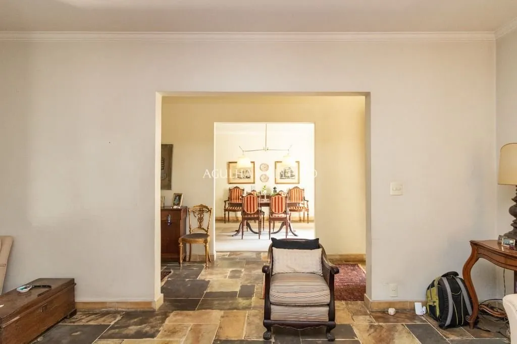 Casa espaçosa à venda na Vila Olímpia – CA1092