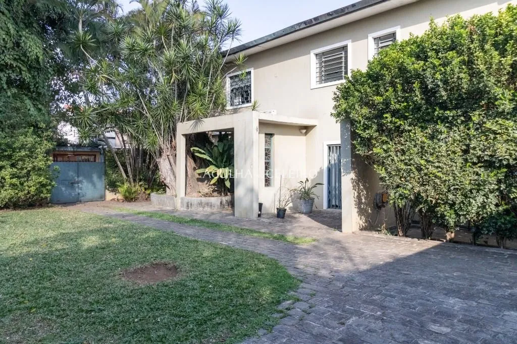 Casa espaçosa à venda na Vila Olímpia – CA1092