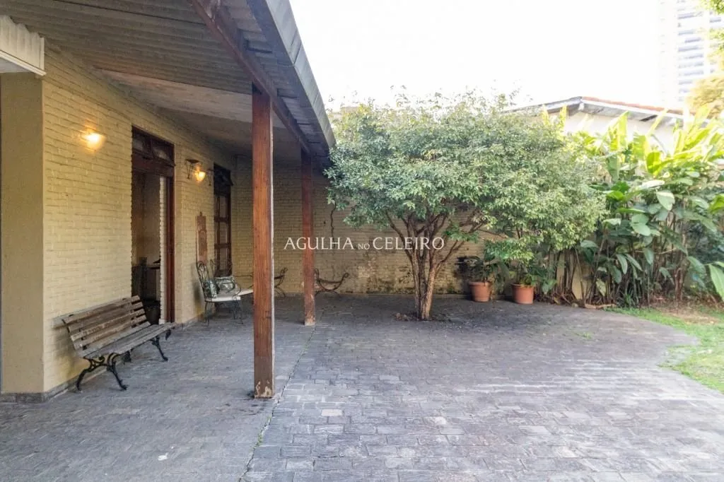 Casa espaçosa à venda na Vila Olímpia – CA1092