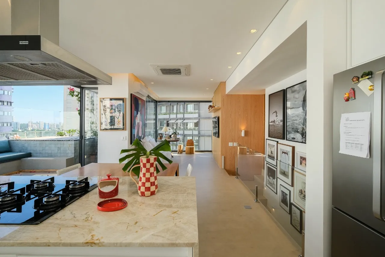 Cobertura à venda na Vila Madalena. São 180m² distribuídos em dois andares. – CO0732 - _DSF3130