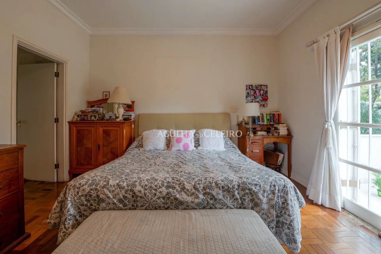 casa-acolhedora-a-venda-no-jardim-paulistano-16976-10