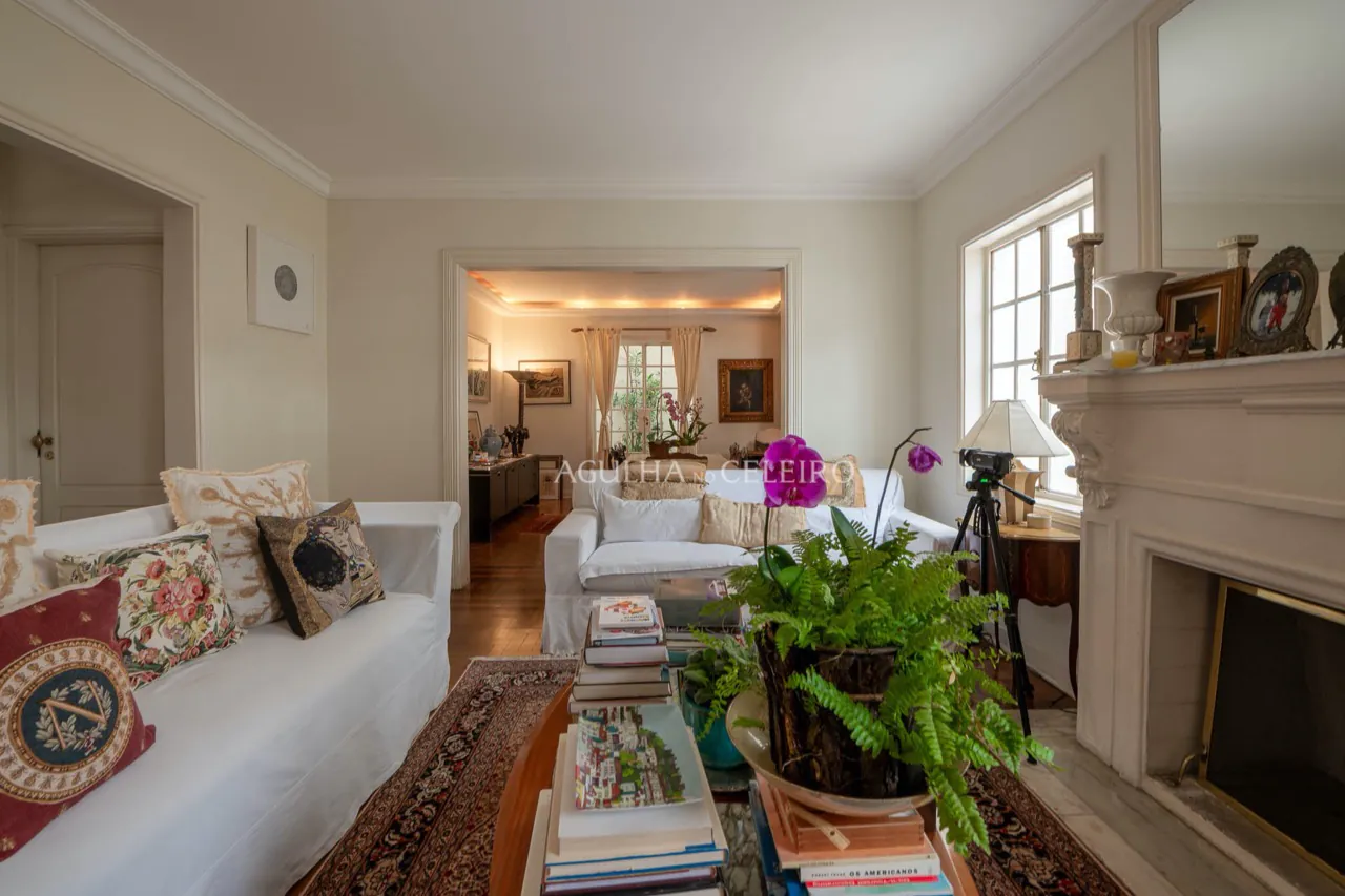 casa-acolhedora-a-venda-no-jardim-paulistano-16976-3