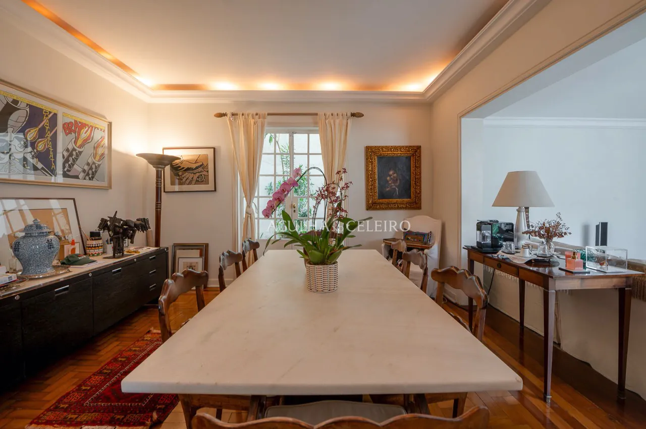 casa-acolhedora-a-venda-no-jardim-paulistano-16976-4