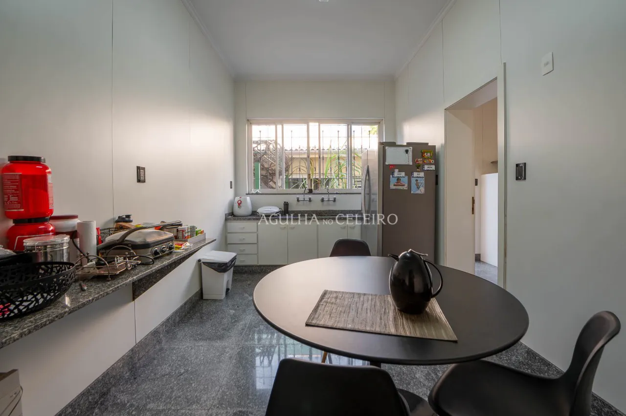 casa-com-jardim-a-venda-no-jardim-america-17082-11