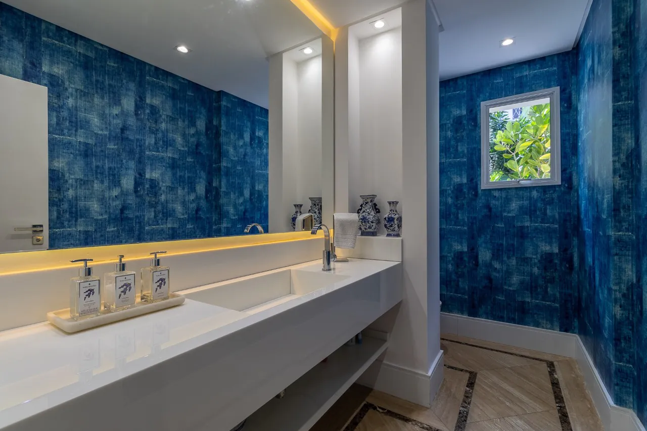 casa-com-projeto-moderno-e-cheio-de-iluminacao-natural-trazendo-dias-agradaveis-no-jardim-america-17092-8