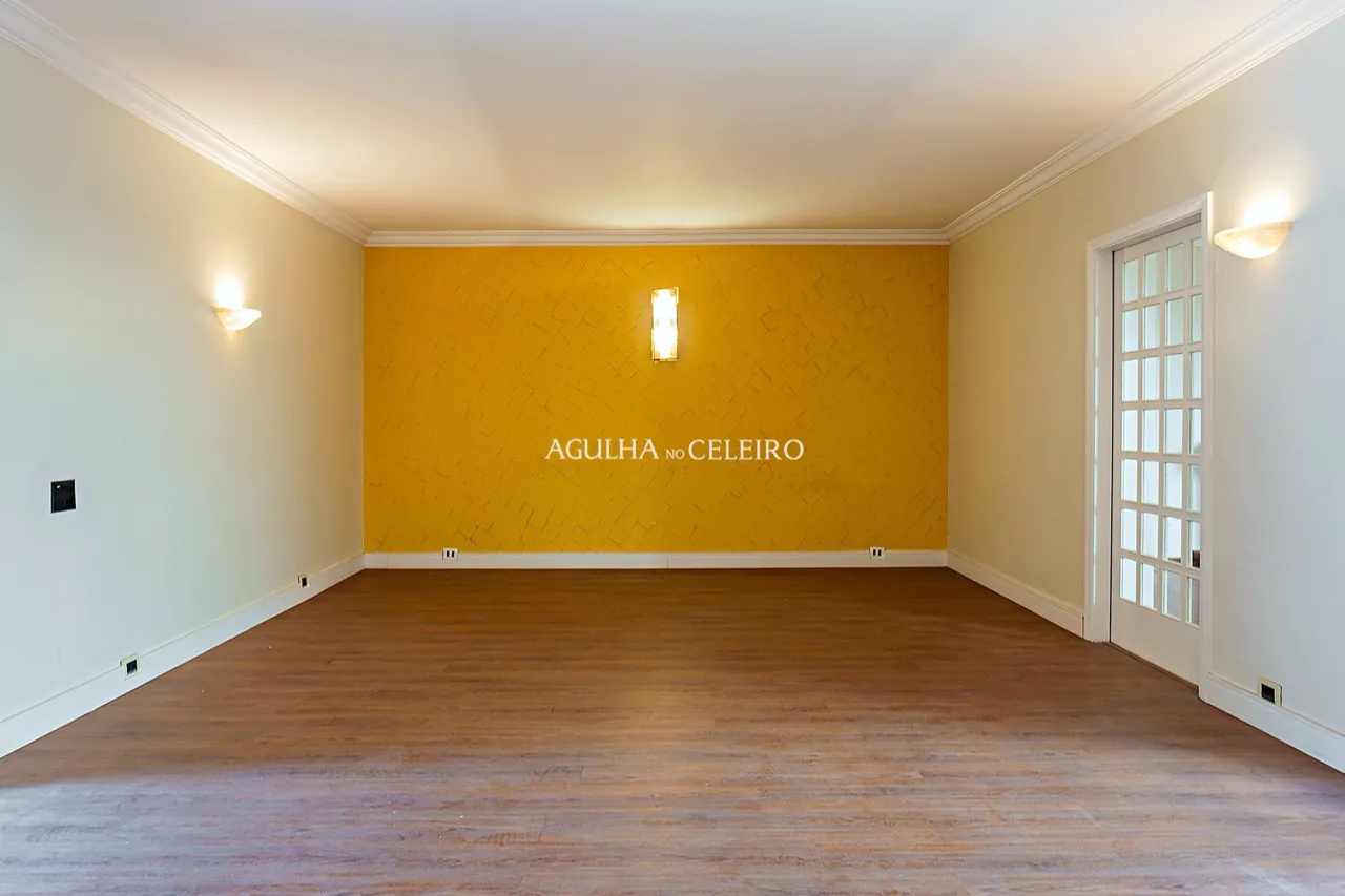 casa-espacosa-e-bem-projetada-a-venda-no-jardim-luzitania-16974-2