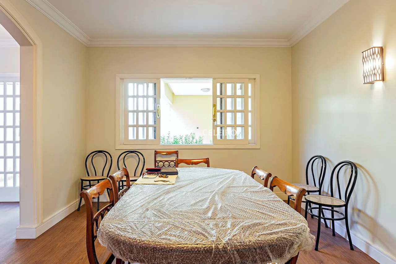 casa-espacosa-e-bem-projetada-a-venda-no-jardim-luzitania-16974-3