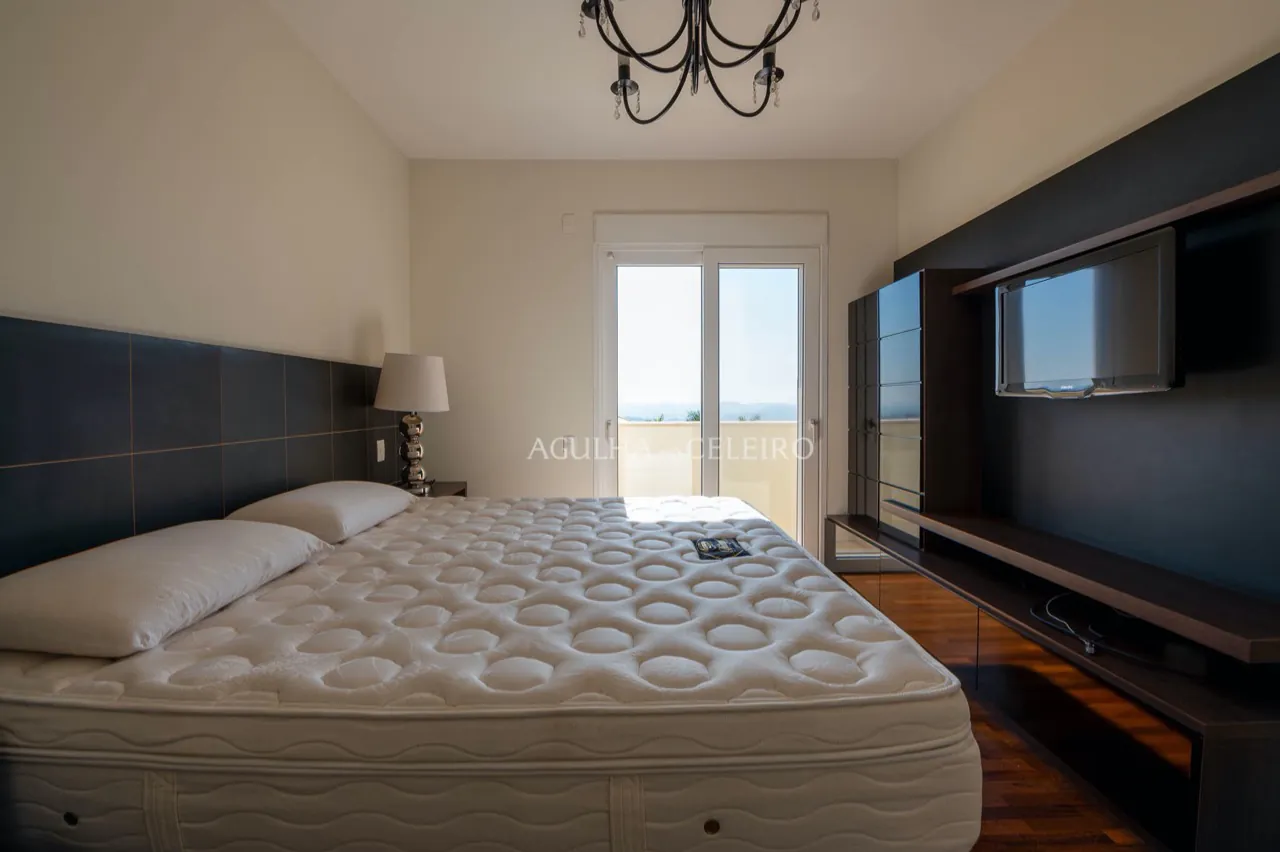 casa-na-fazenda-da-grama-para-venda-16793-21