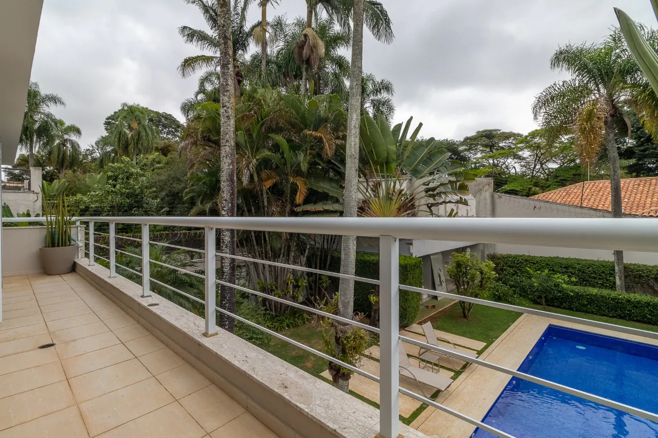 casa-reformada-com-acabamentos-nobres-espaco-de-sobra-e-uma-linda-area-externa-no-cidade-jardim-17141-20