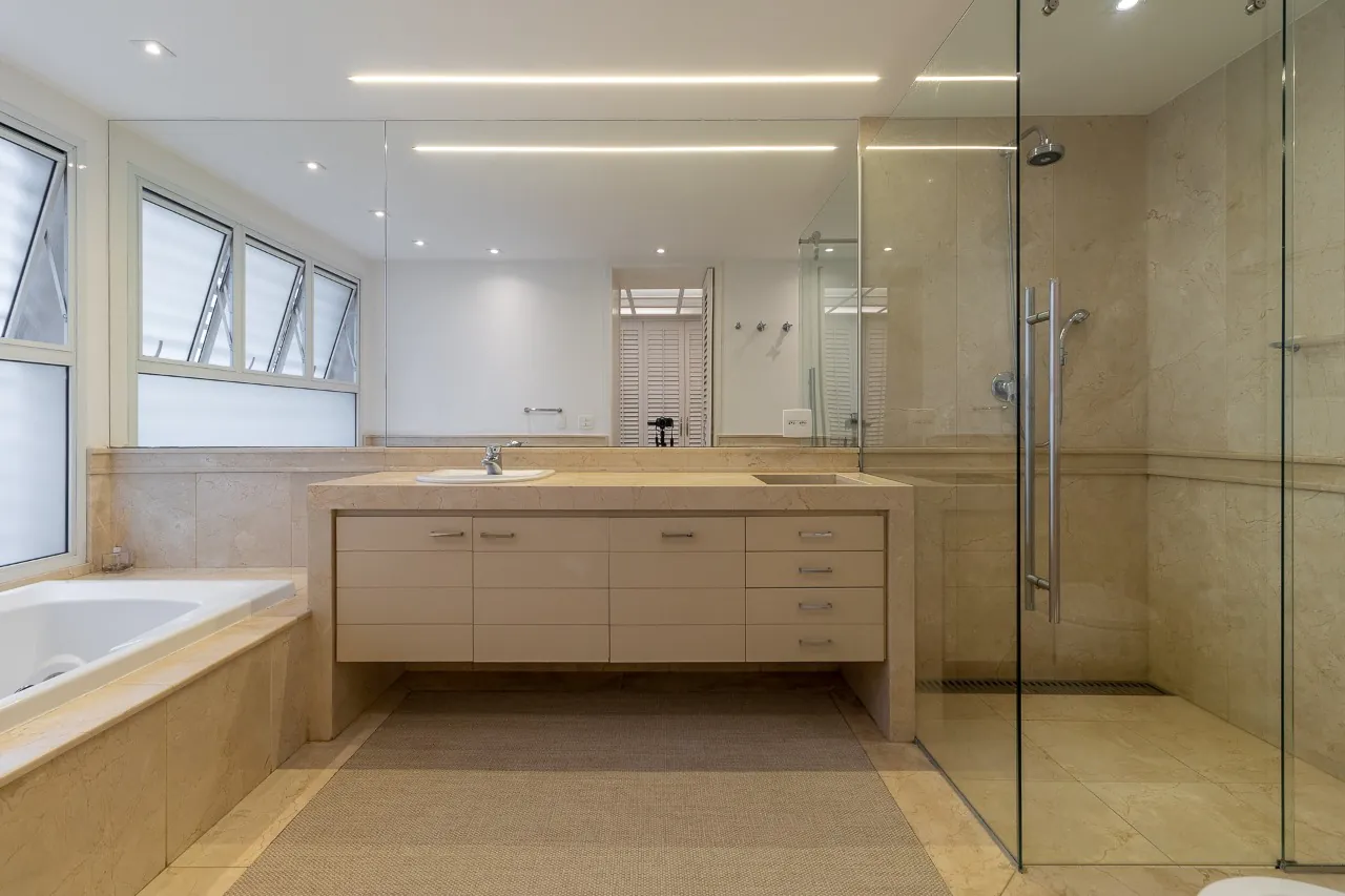 casa-reformada-com-acabamentos-nobres-espaco-de-sobra-e-uma-linda-area-externa-no-cidade-jardim-17141-23