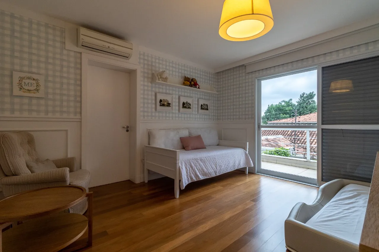 casa-reformada-com-acabamentos-nobres-espaco-de-sobra-e-uma-linda-area-externa-no-cidade-jardim-17141-28