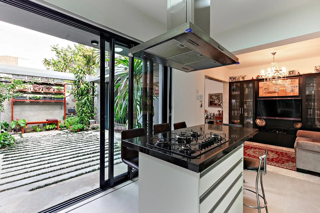 casa-reformada-no-jardim-paulista-com-vista-para-a-copa-das-arvores-17151-10