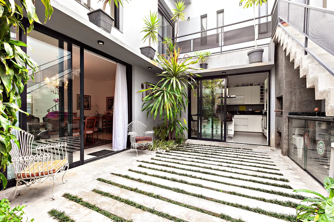 casa-reformada-no-jardim-paulista-com-vista-para-a-copa-das-arvores-17151-13