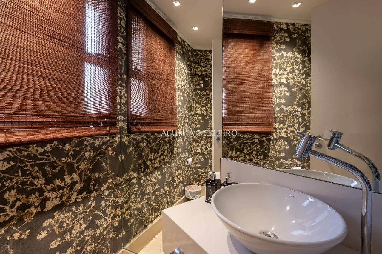 Apartamento na melhor rua de Moema Pássaros. – 16732