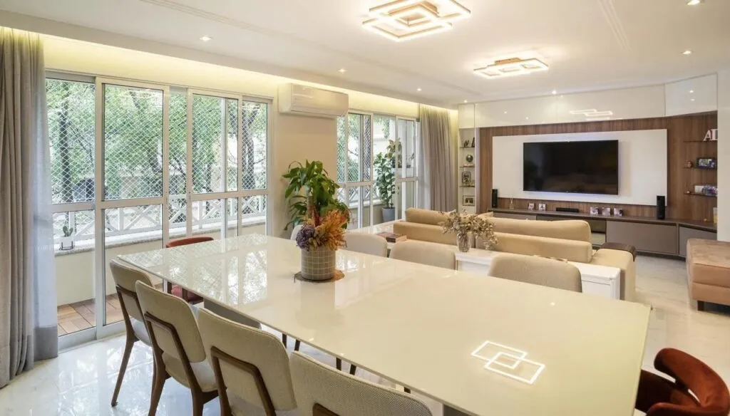 Casa reformada em condomínio fechado para venda no Campo Belo. – 16924