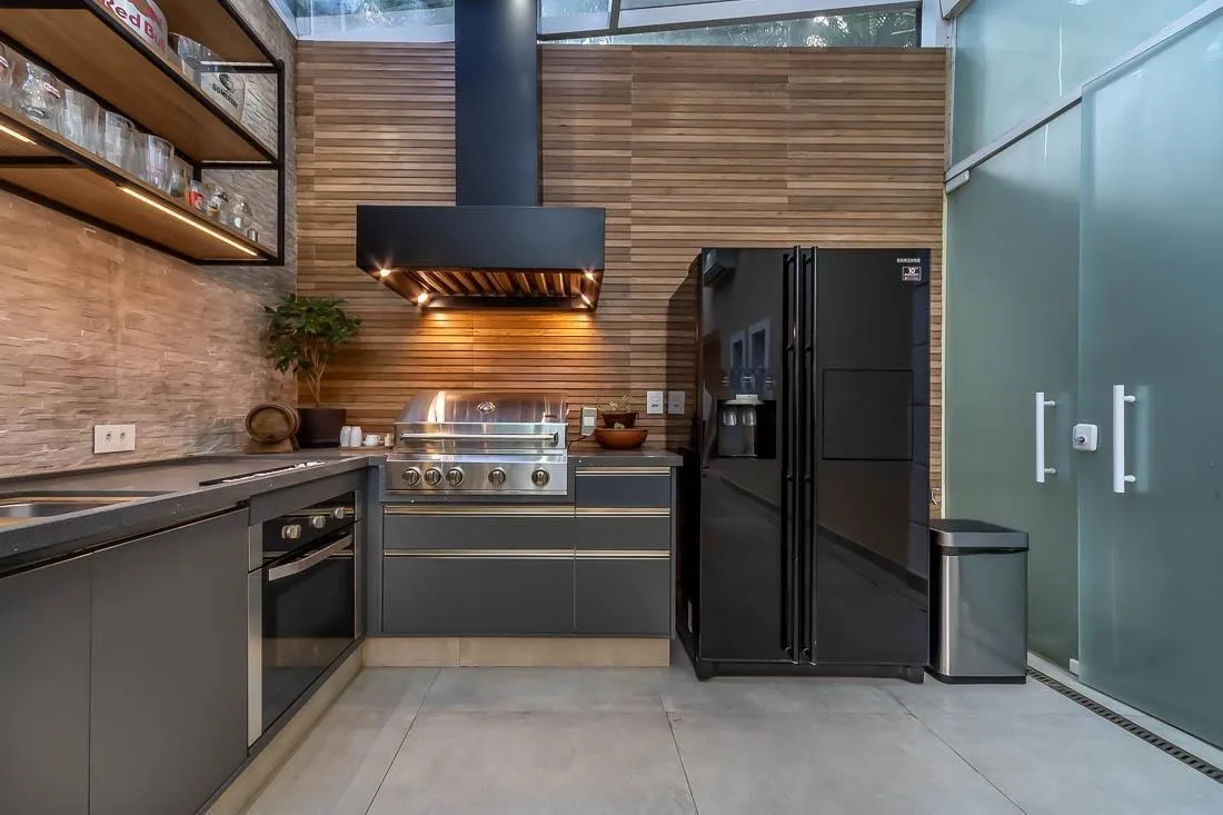 Casa reformada em condomínio fechado para venda no Campo Belo. – 16924