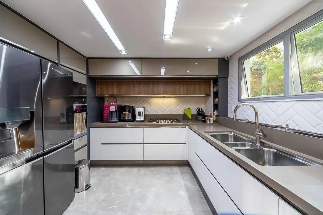 Casa reformada em condomínio fechado para venda no Campo Belo. – 16924