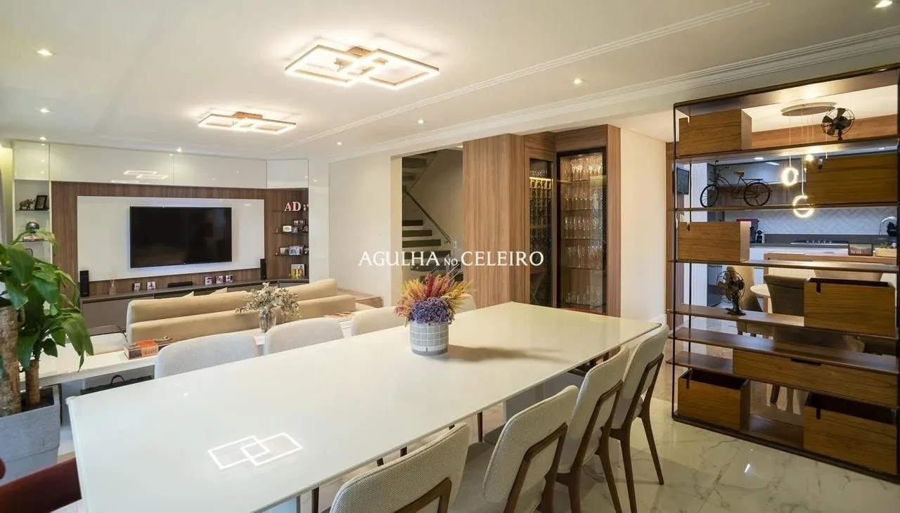 Casa reformada em condomínio fechado para venda no Campo Belo. – 16924