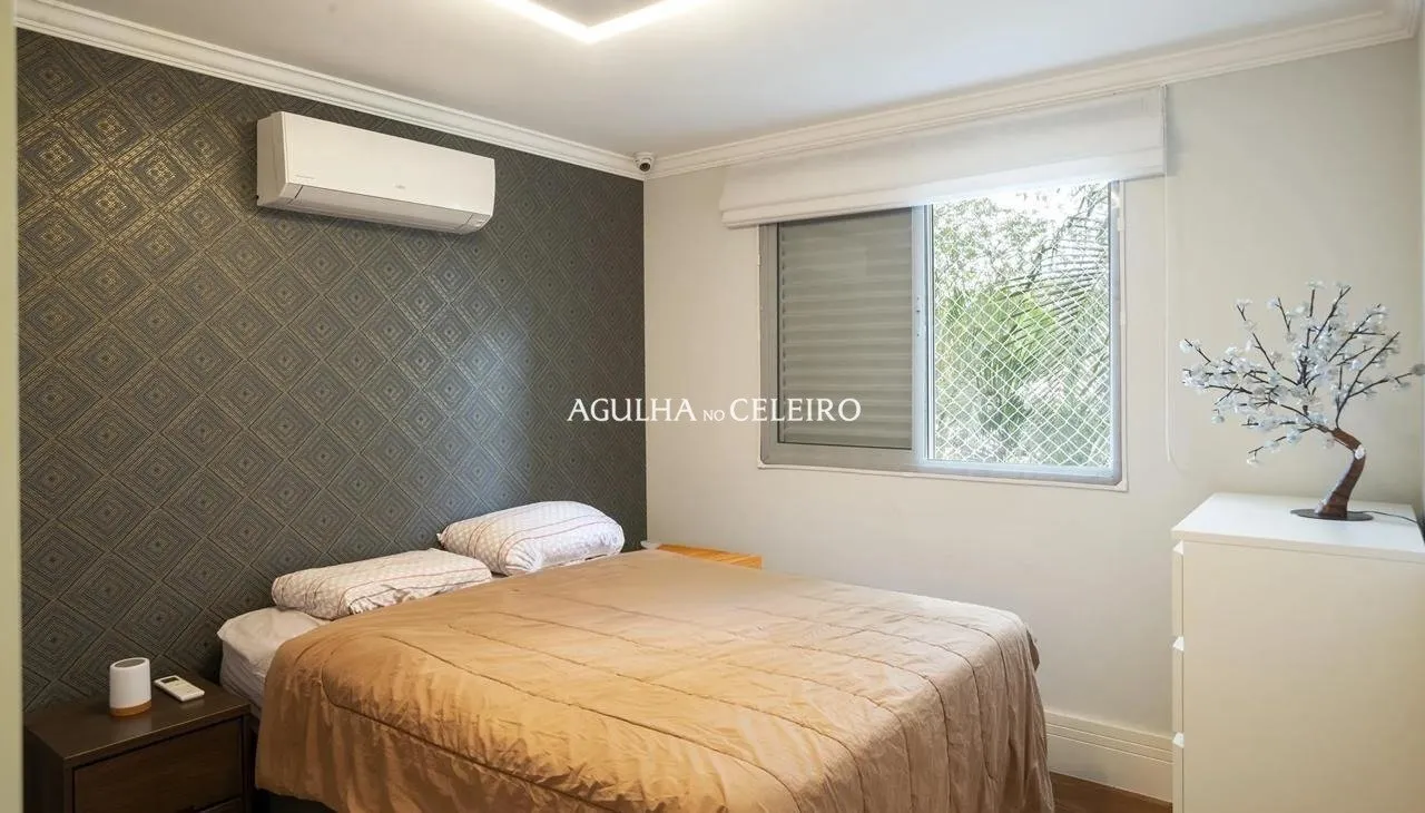 Casa reformada em condomínio fechado para venda no Campo Belo. – 16924