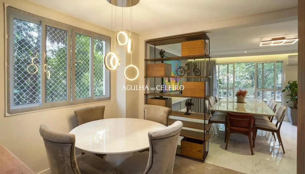 Casa reformada em condomínio fechado para venda no Campo Belo. – 16924