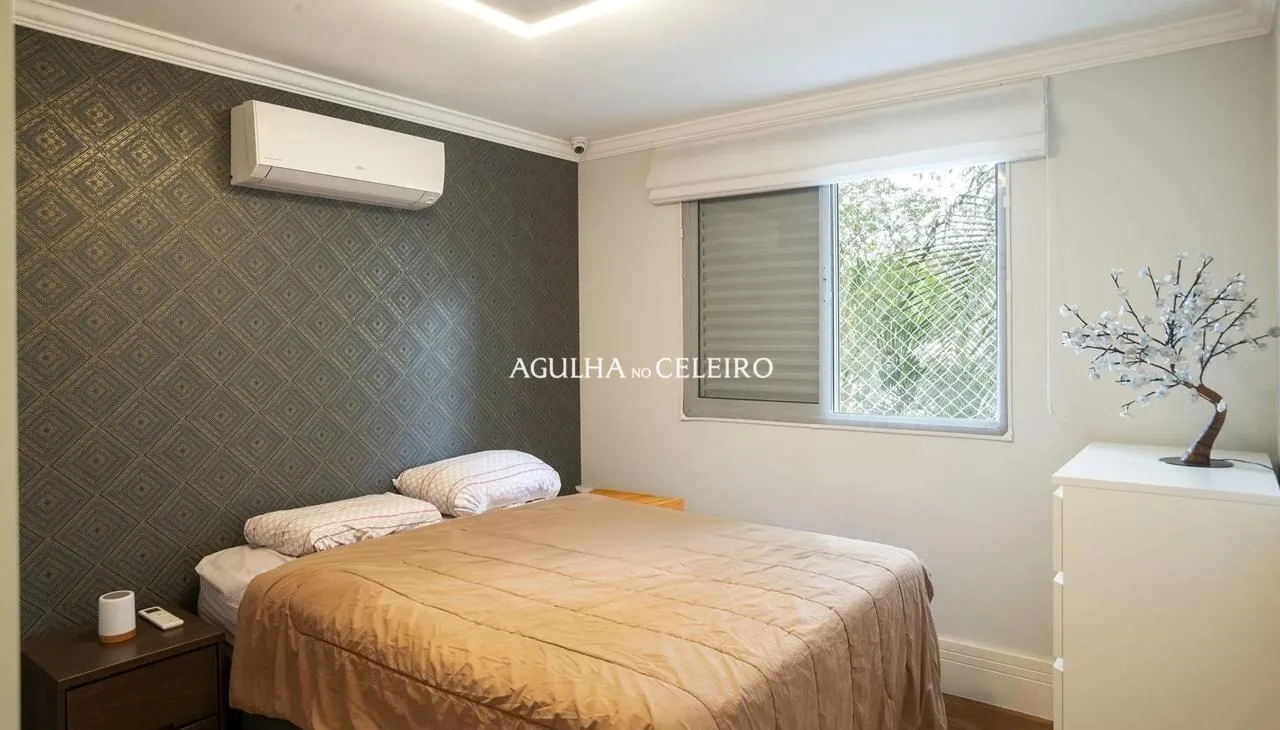 Casa reformada em condomínio fechado para venda no Campo Belo. – 16924