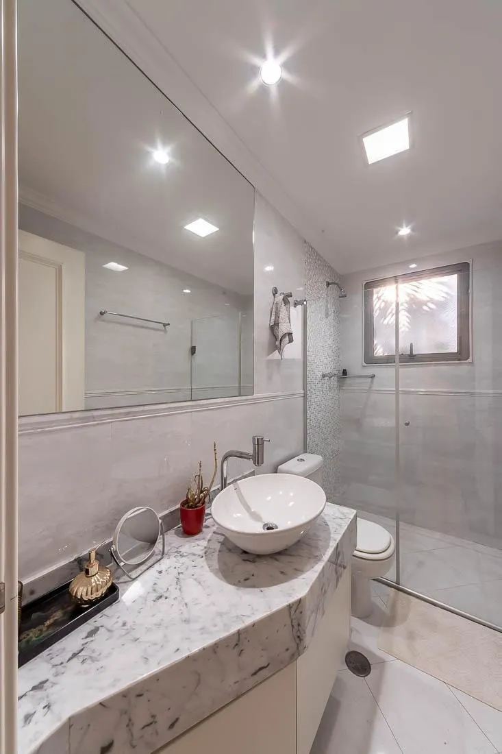 Casa reformada em condomínio fechado para venda no Campo Belo. – 16924