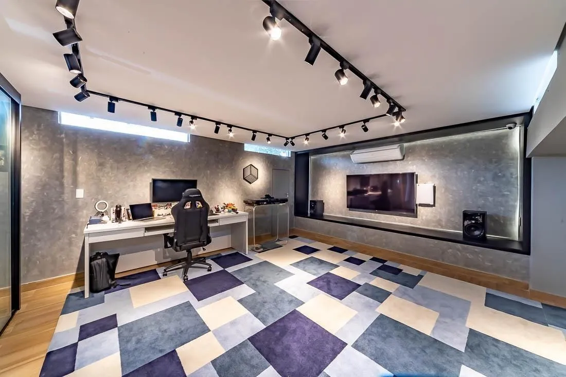 Casa reformada em condomínio fechado para venda no Campo Belo. – 16924