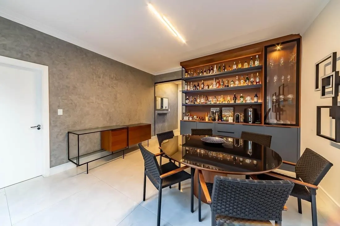 Casa reformada em condomínio fechado para venda no Campo Belo. – 16924