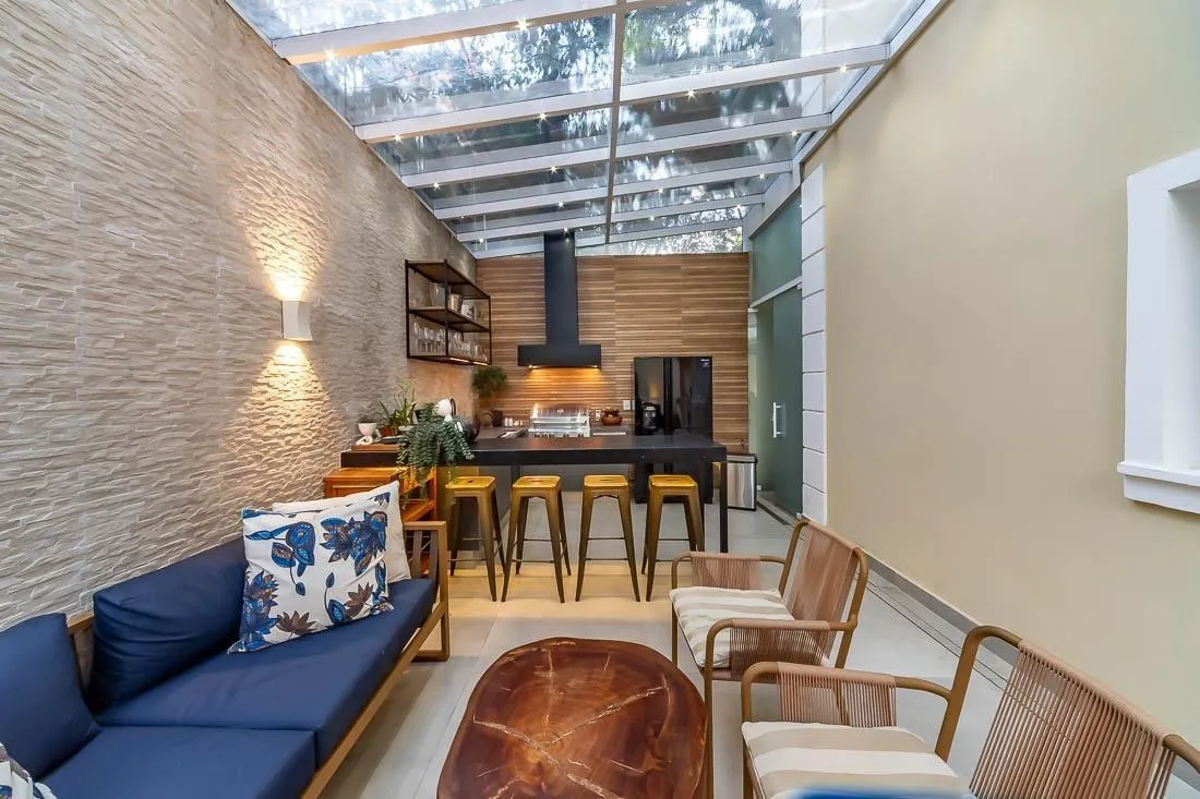 Casa reformada em condomínio fechado para venda no Campo Belo. – 16924