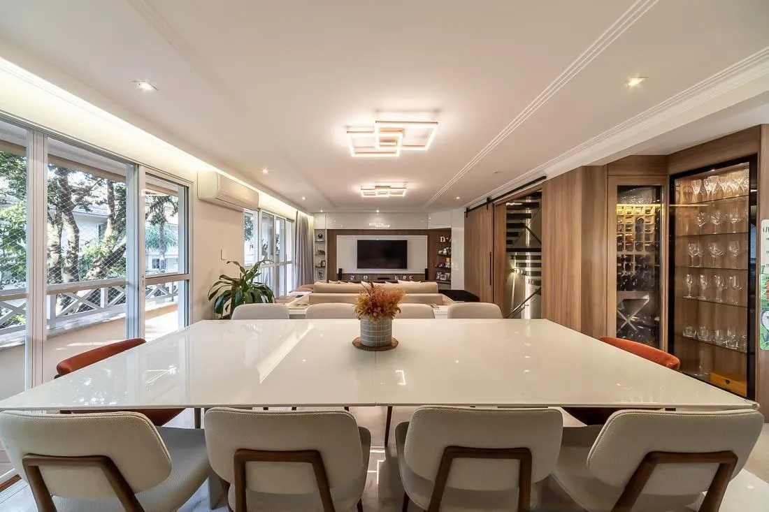 Casa reformada em condomínio fechado para venda no Campo Belo. – 16924