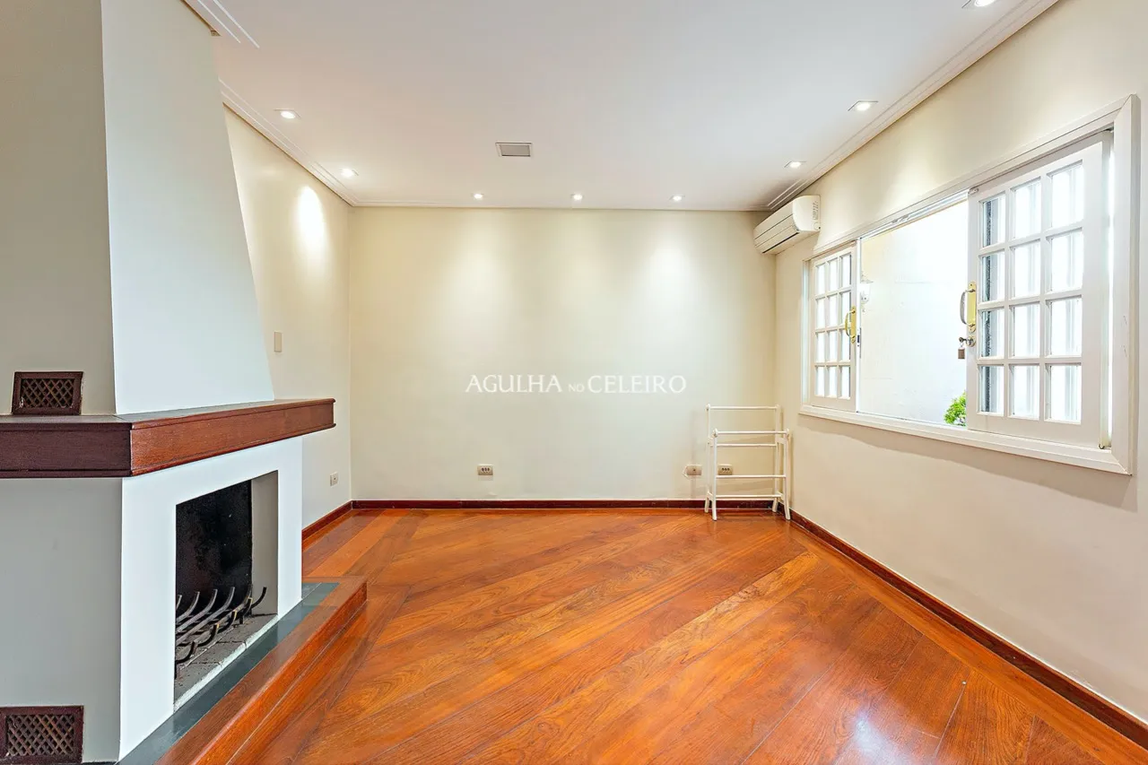 Casa espaçosa e bem projetada à venda no Jardim Luzitânia. – 16974