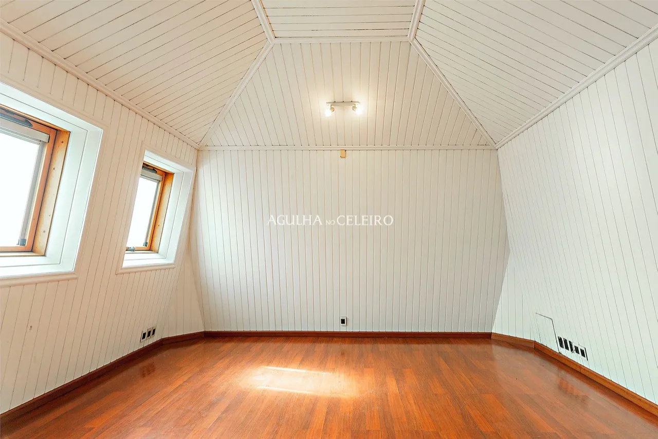 Casa espaçosa e bem projetada à venda no Jardim Luzitânia. – 16974