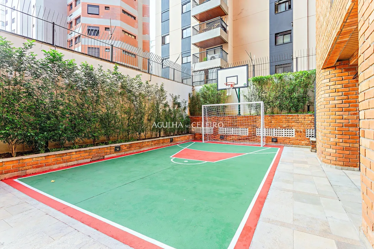 Apartamento espaçoso à venda na Vila Nova Conceição – 17039