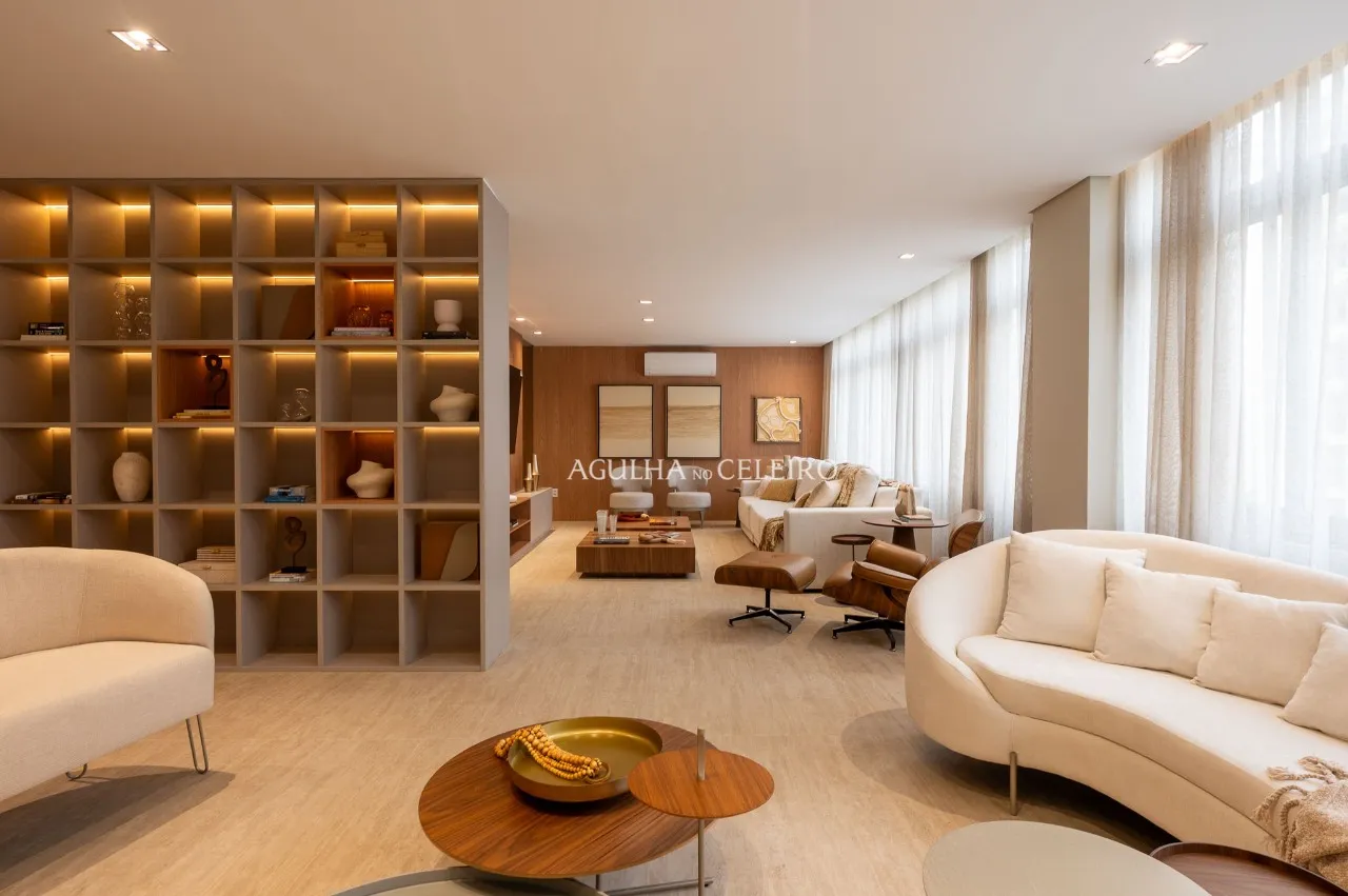 Apartamento reformado e mobiliado no Jardim América – 17094