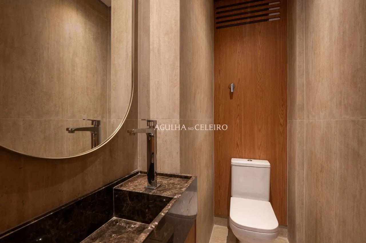 Apartamento reformado e mobiliado no Jardim América – 17094